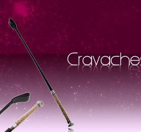 Cravache rigide avec un manche en cristaux dor�s
